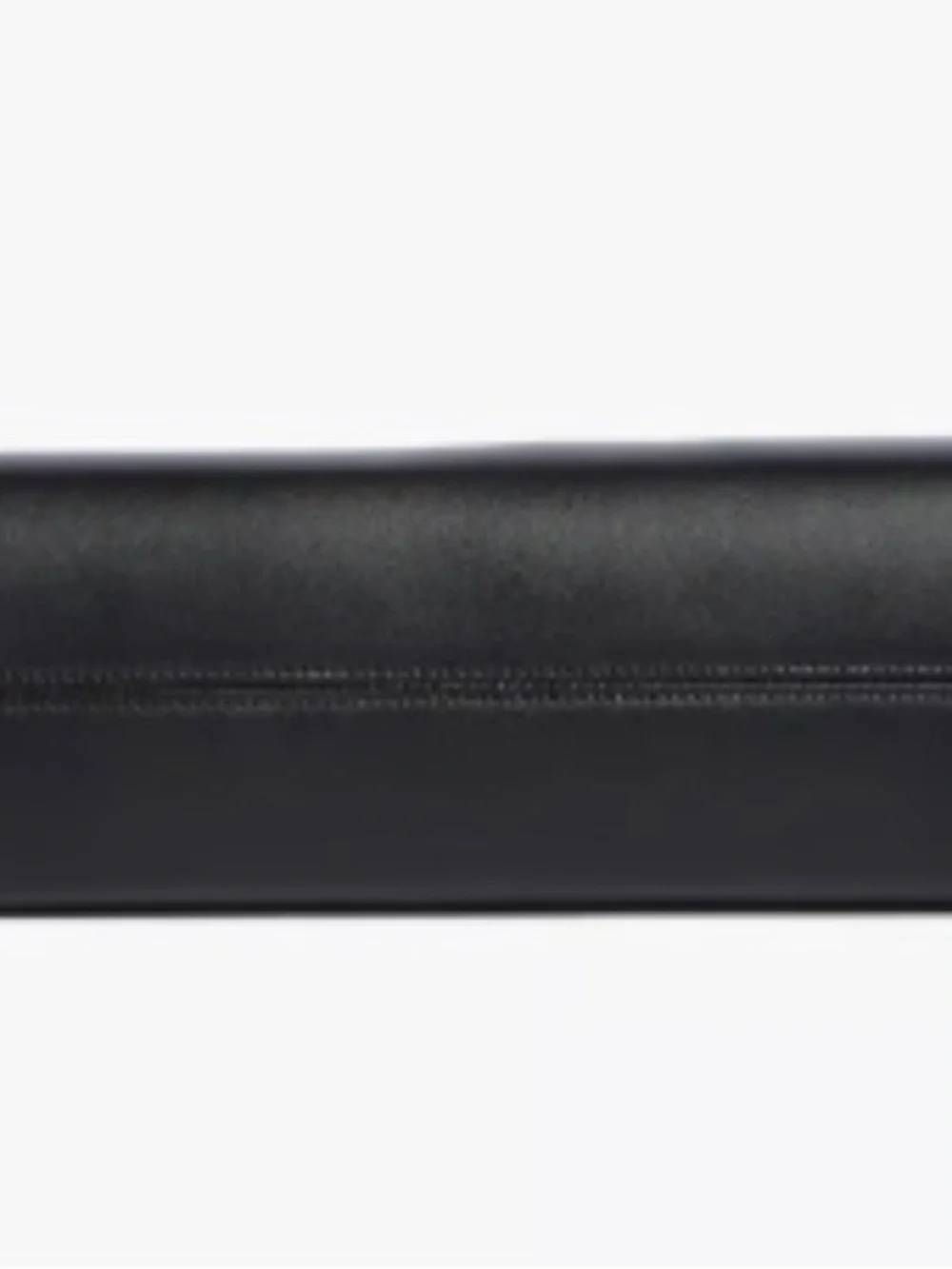 BCBG East West frame shoulder bag NWt black An asymmetric kiss-lock closure add